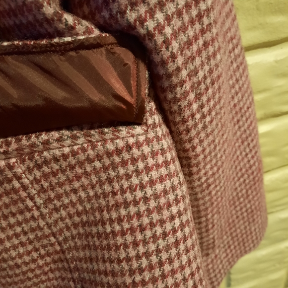 Talbots Wool Blend Equestrian Blazer Jacket Size 12 Pink Wine Houndstooth Lined - Picture 3 of 14